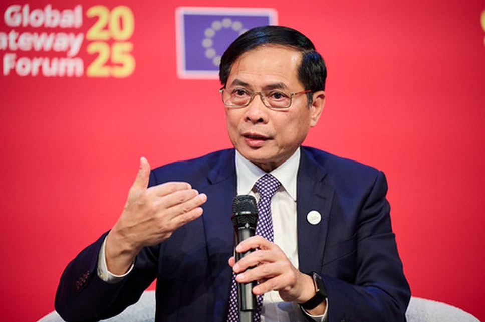 Vietnam calls for adaptation and cooperation in shifting global landscape
